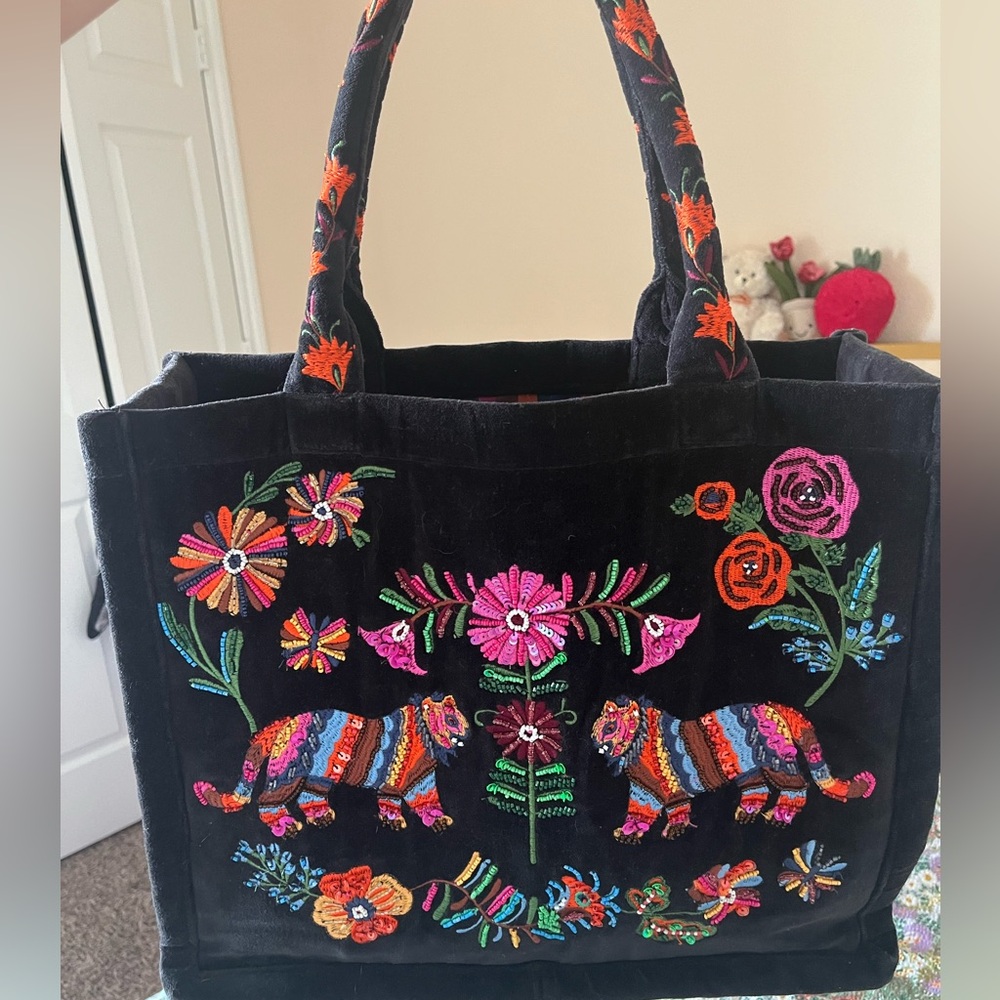 Anthropologie book bag velvet with tigers